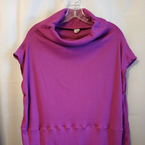 Nwt Cowl Lightweight Sweater Top women Plus 1X Raspberry Magenta sleeveless Tuni - Picture 3 of 8